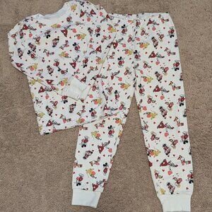 Mickey and Minnie Valentine's Day Pajamas